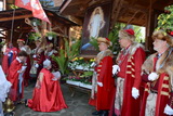 200